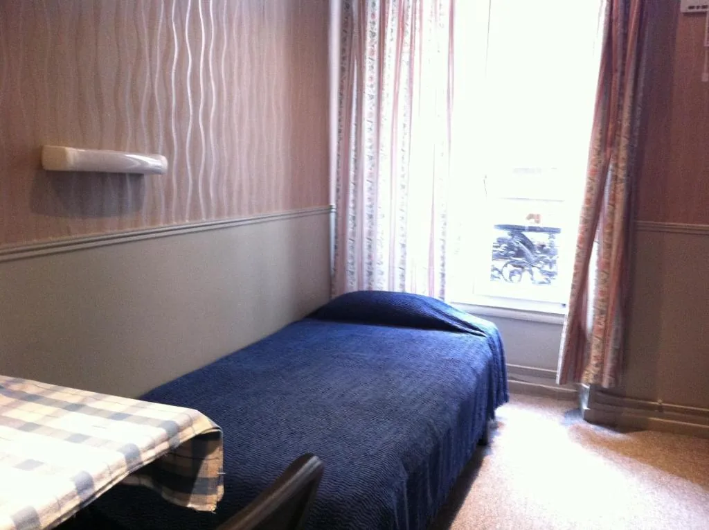 Hotel Des Arts — photo 6